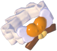 Cream Heart Bracelet